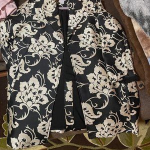 CHICO'S size 3 coat - knee length